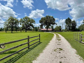 3371 Fm 1004 W, Kirbyville, TX 75956