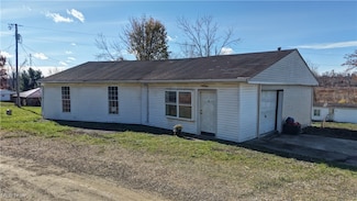 8963 Ohio 83, Holmesville, OH 44633