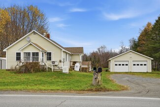 879 Hudson Rd, Glenburn, ME 04401