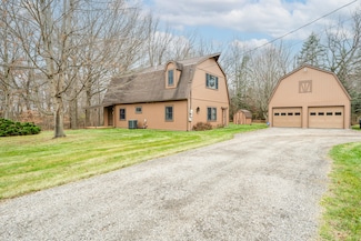 5300 Scottdale Rd, Saint Joseph, MI 49085