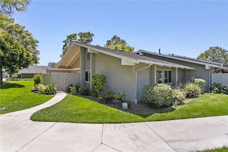 8933 Amador Cir Unit 1316E, Huntington Beach, CA 92646