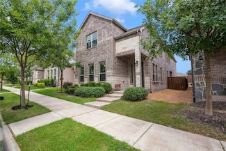 7632 Regal Ln, North Richland Hills, TX 76180