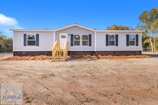 118 Bream Dr, Jesup, GA 31545