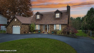 161 E State St, Kingston, PA 18704