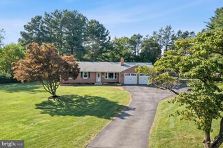 24900 Silver Crest Dr, Gaithersburg, MD 20882