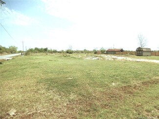 3611 Clement Rd, Iowa, LA 70647