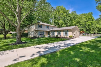 8318 Turtlecreek Ln, Montgomery, OH 45242
