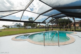 1818 Cherie Ln, North Fort Myers, FL 33917