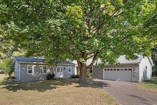 384 Warner Ave S, Willernie, MN 55090