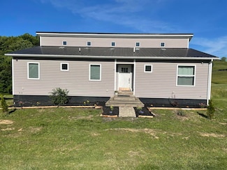15393 Shade Rd, Guysville, OH 45735