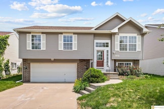 6309 N 128th St, Omaha, NE 68164