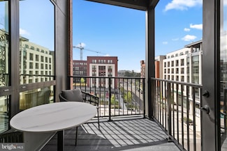 7175 12th St NW Unit 517, Washington, DC 20012