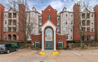 180 Fox Hollow Dr Unit 302, Cleveland, OH 44124