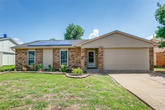 5664 Phelps St, the Colony, TX 75056