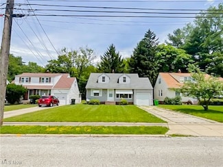 315 S Green Rd, Cleveland, OH 44121