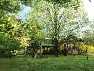 185 Canoe Brook Rd, East Dummerston, VT 05346