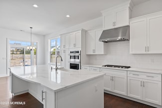 38 Sofia Dr, Manalapan Township, NJ 07726