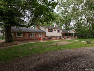 22191 Bell Rd, New Boston, MI 48164