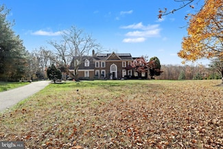 1215 Heritage Hills Dr, Upper Marlboro, MD 20774