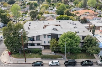 5805 Whitsett Ave Unit 102, Valley Village, CA 91607