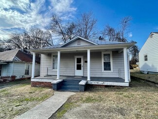122 Summit St, Petersburg, VA 23803