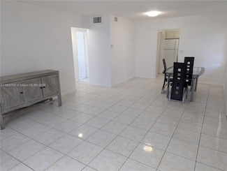 31 SE 2nd Ave Unit 101, Hallandale Beach, FL 33009