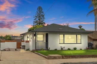 523 8th St, Imperial Beach, CA 91932
