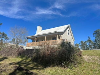 324 Pleasant Rest Rd, Wewahitchka, FL 32465