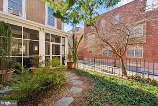 1310 Federal St, Philadelphia, PA 19147