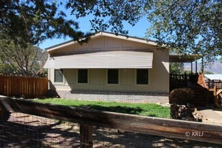 138 Ivey Ln, Bodfish, CA 93205