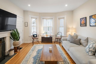 28 Thornley St Unit 1, Dorchester, MA 02125