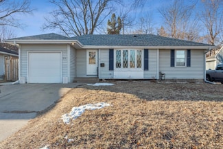 973 Ohio St, Saint Paul, MN 55118