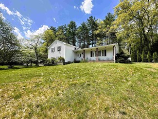 33 Sharon Rd, Windham, NH 03087