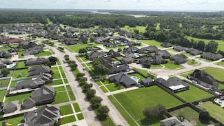 609 Renwick Blvd, Berwick, LA 70342
