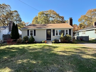 23 Circuit Rd N, West Yarmouth, MA 02673