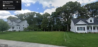 160 W Shore Dr, Milton, DE 19968