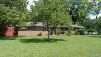 1118 Larrydale Dr, Gadsden, AL 35905