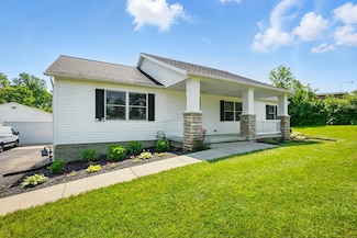 712 Vale Rd, Springfield, OH 45504