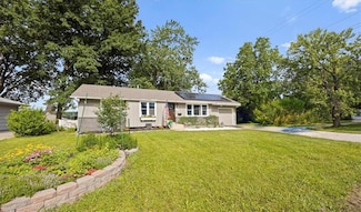 13500 Spring St, Grandview, MO 64030