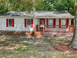 8805 Huntingcreek Ct, North Chesterfield, VA 23237