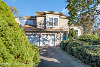 16 Hunters Pointe, North Middletown, NJ 07748