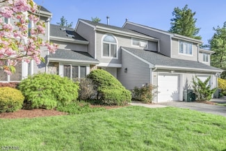 39 Matthew Rd, Wayne, NJ 07470