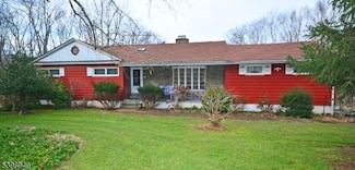 47 Brookside Dr, Warren, NJ 07059