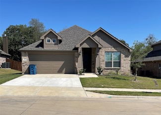 457 Elyse Rd, Keene, TX 76059
