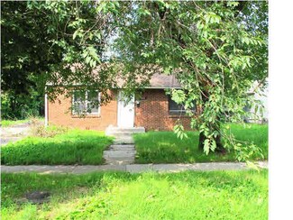 1443 N Poplar Ave, Wichita, KS 67214