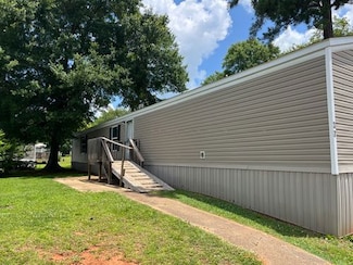 300 N Uniroyal Rd Unit LOT 37, Opelika, AL 36804