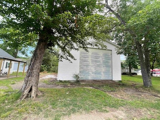1409 Maple St, Humboldt, TN 38343