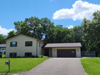 780 Greenhaven Dr, Saint Paul, MN 55127