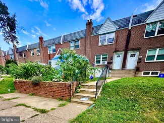 5713 Charles St, Philadelphia, PA 19135