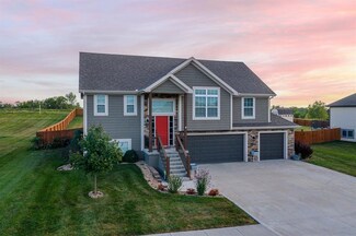 14171 Nicollete Ct, Basehor, KS 66007